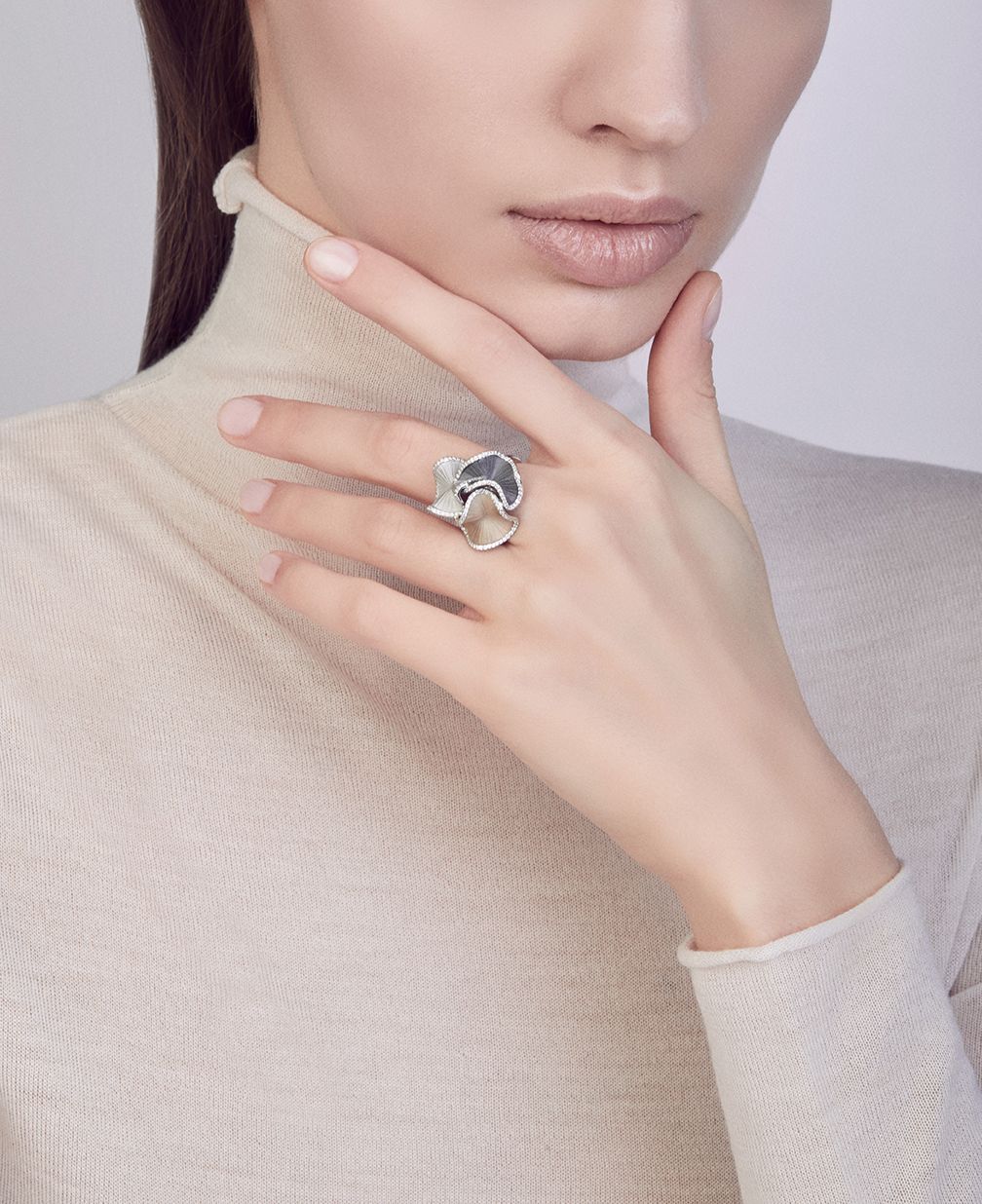 Anillo Sultana