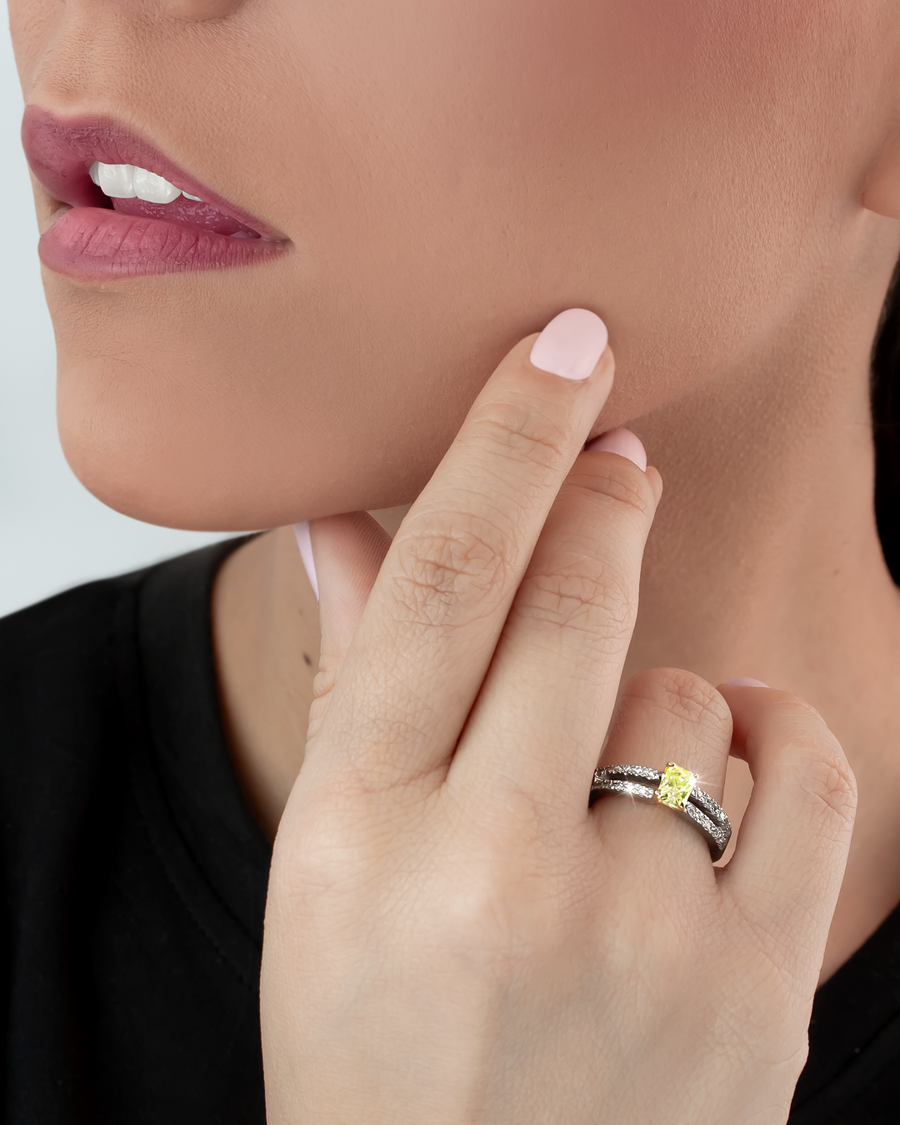 Anillo de compromiso Fibo fancy