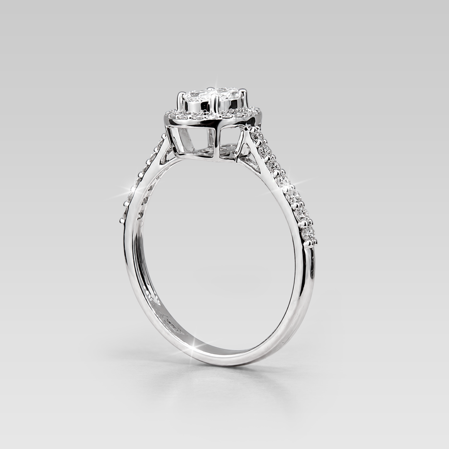 Anillo de Compromiso Oval Napolitano