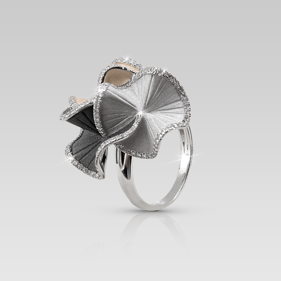 Anillo Sultana